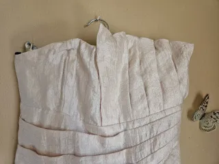 Vestido de fiesta beige