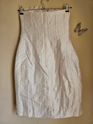 Vestido de fiesta beige