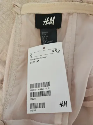 Vestido de fiesta beige