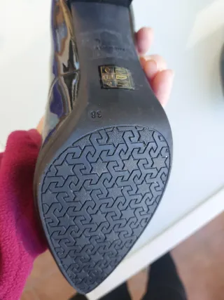 Zapatos de vestir charol Chamby negros