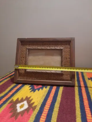 Marco de fotos madera y mimbre