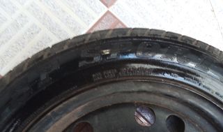 Rueda de repuesto coche
