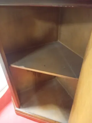 Mobiletto angolare in legno