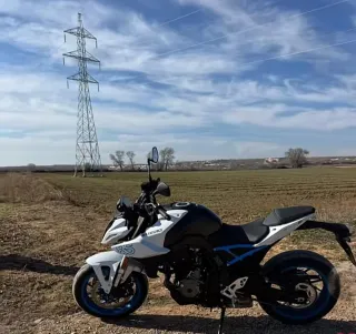 Suzuki GSX-S 800 Deslimitada 7000km