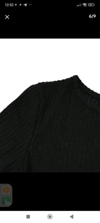 Vestido negro ajustado con drapeado