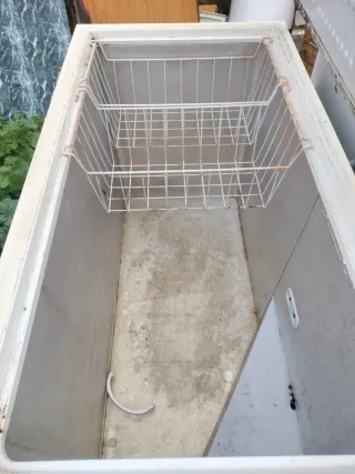 Arcón congelador blanco