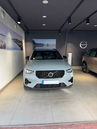 Volvo XC40 2021