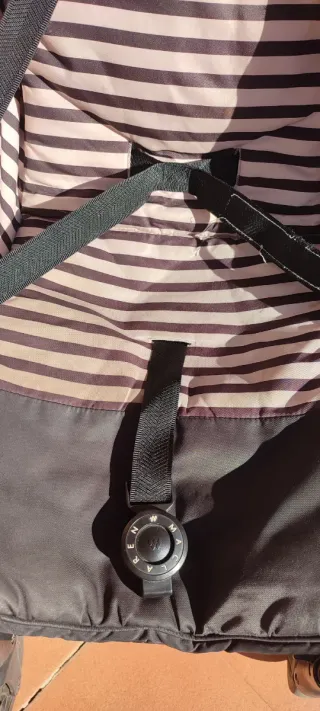 Silla de paseo Maclaren plegable.