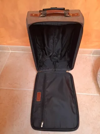 Maleta de cabina piel marrón