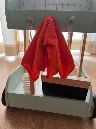 Carro de limpieza de madera para niños