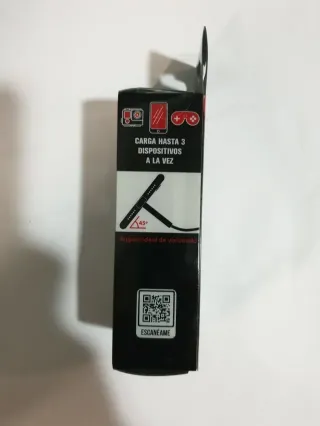 LOTE 2 CARGADORES UNIVERSALES – 8 €