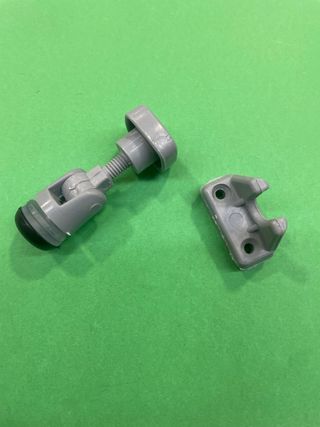 4.. Cierres de ventana antiguo caravana