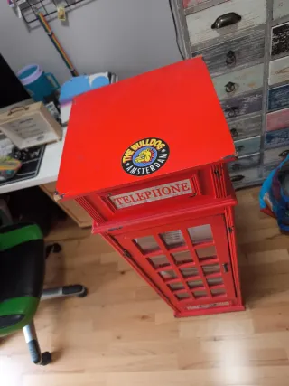 Estantería Cabina Telefónica Roja