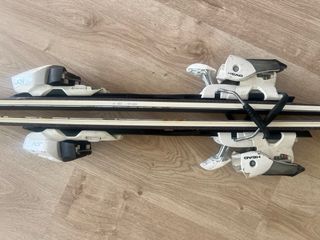 Esquís Head Absolut Joy 163