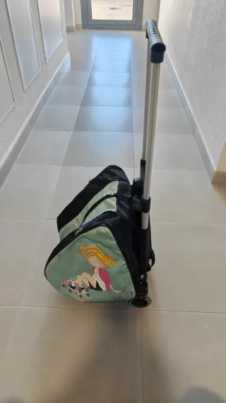 Mochila para patines con ruedas