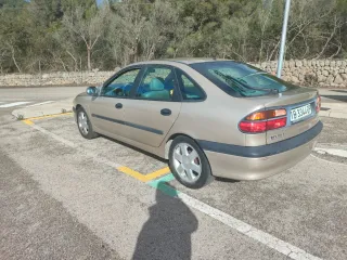 Renault Laguna 1999