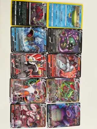 Lote de Cartas Pokémon V y VMAX