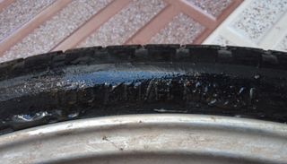 Juego de llantas de moto