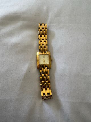 Reloj Lotus Dorado