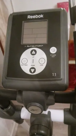 Bicicleta Elíptica Reebok i-trainer (negociable)