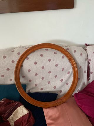 Marco de madera redondo para espejo