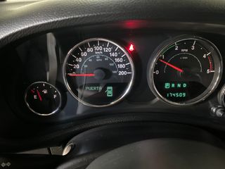 Jeep Wrangler SAHARA CRD 200CV AUTOMATICO 2013