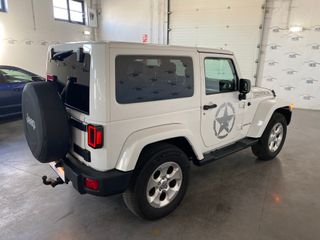 Jeep Wrangler SAHARA CRD 200CV AUTOMATICO 2013