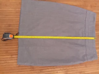 Gonna taglio classico grigia