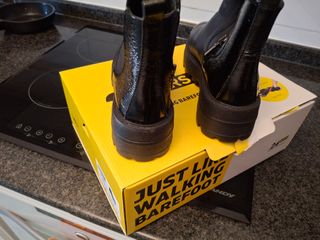 Botines 24 HRS negros nuevos