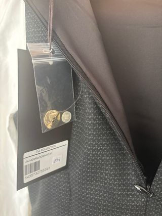 Mono The IQCollection negro y blanco