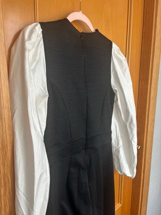 Mono The IQCollection negro y blanco