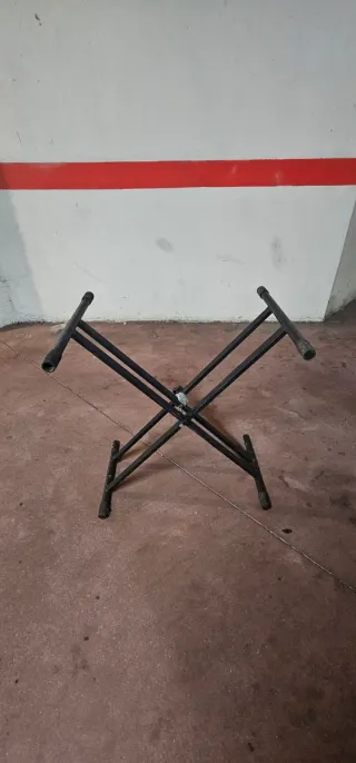 Soporte Piano Electrónico Plegable.