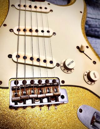 Guitarra Fender Stratocaster Masterbuilt John Cruz