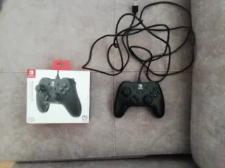 Nintendo Switch + Juegos y Accesorios