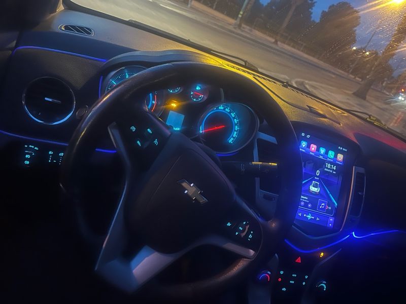 Chevrolet Cruze 2012 - foto 1