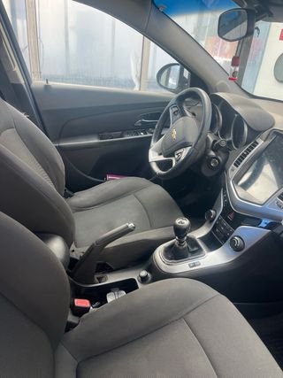 Chevrolet Cruze 2012