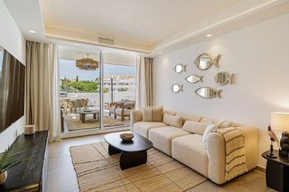 Piso en venta en Nueva Andalucía centro en Marbella