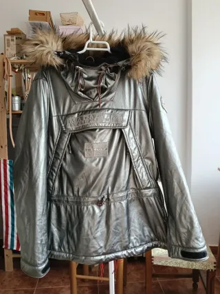 Chaqueta Napapijri plateada mujer