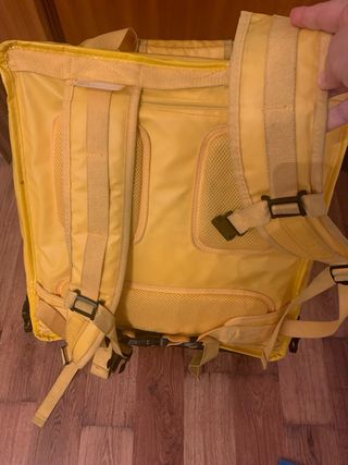 Bolsa de reparto Glovo amarilla