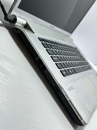 Sony VAIO PCG-3D1M Core 2 Duo / 4GB / 320Gb