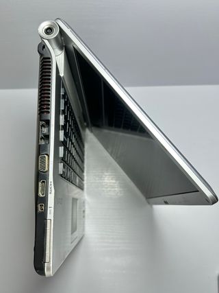 Sony VAIO PCG-3D1M Core 2 Duo / 4GB / 320Gb