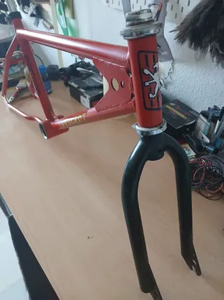 Bicicleta BMX Peugeot CPX 101 (1982)