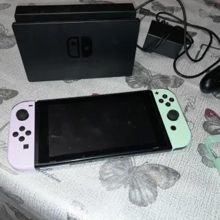 Nintendo Switch Verde y Rosa
