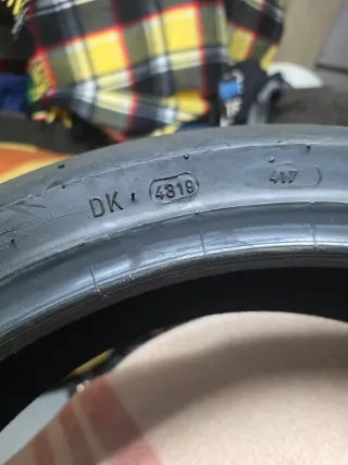 Neumático Supermotard Delantero 125/80-420