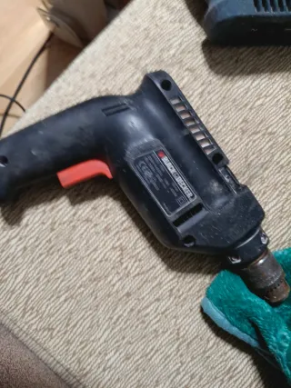 Taladro Black & Decker BD56