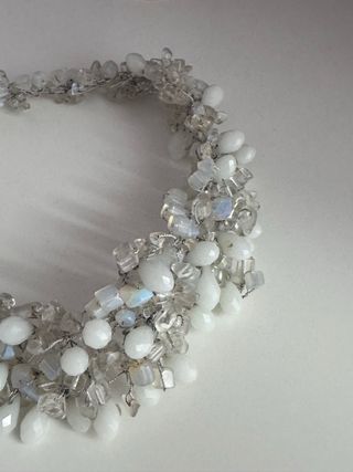 Collar Zara Blanco y Plateado