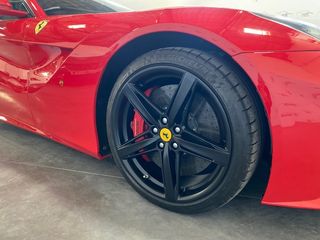 FERRARI F12 BERLINETA 740CV ATMOSFERICO 2013