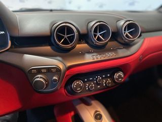 FERRARI F12 BERLINETA 740CV ATMOSFERICO 2013