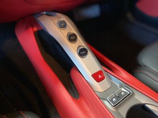 FERRARI F12 BERLINETA 740CV ATMOSFERICO 2013