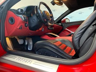 FERRARI F12 BERLINETA 740CV ATMOSFERICO 2013